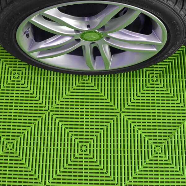 Ribtrax - Vert techno - Image - Dalle de sol pour garage - Dalle-clipsable-garage
